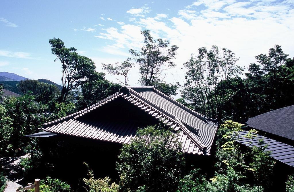 Готель Ishiyama Rikyu Gosoku No Kutsu Амакуса Екстер'єр фото